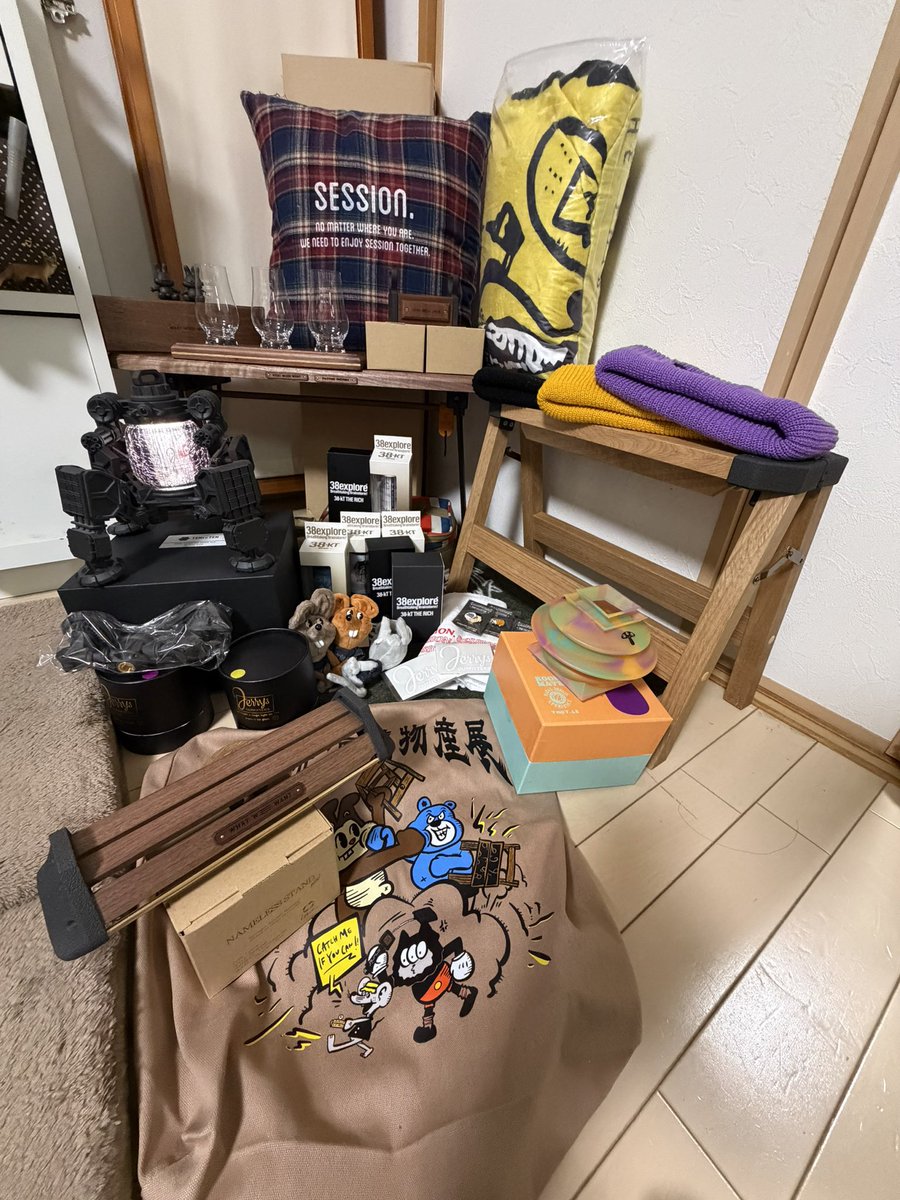 大漁

つかまだ車にある。。。