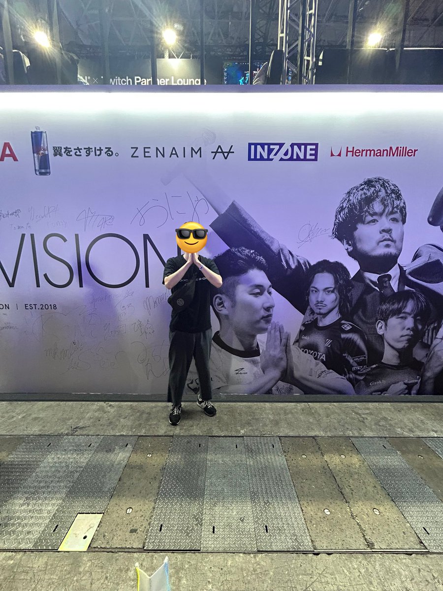 katya_gaming's tweet photo. TGSめっちゃ楽しかった〜！
帰る前に釈迦さんに遭遇してテンションMAXになった！w
来てくれたMkGの皆様、感謝します
#TGS2025 https://t.co/i53RIwfw8B