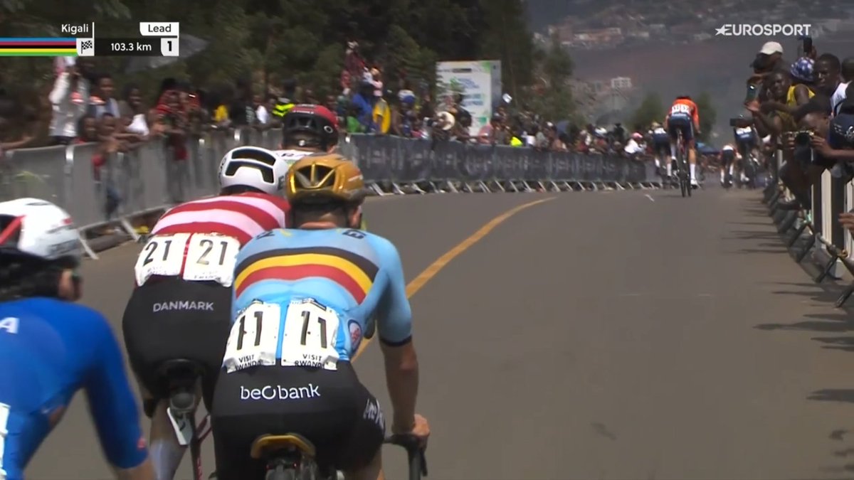 Le Gruppetto tweet media