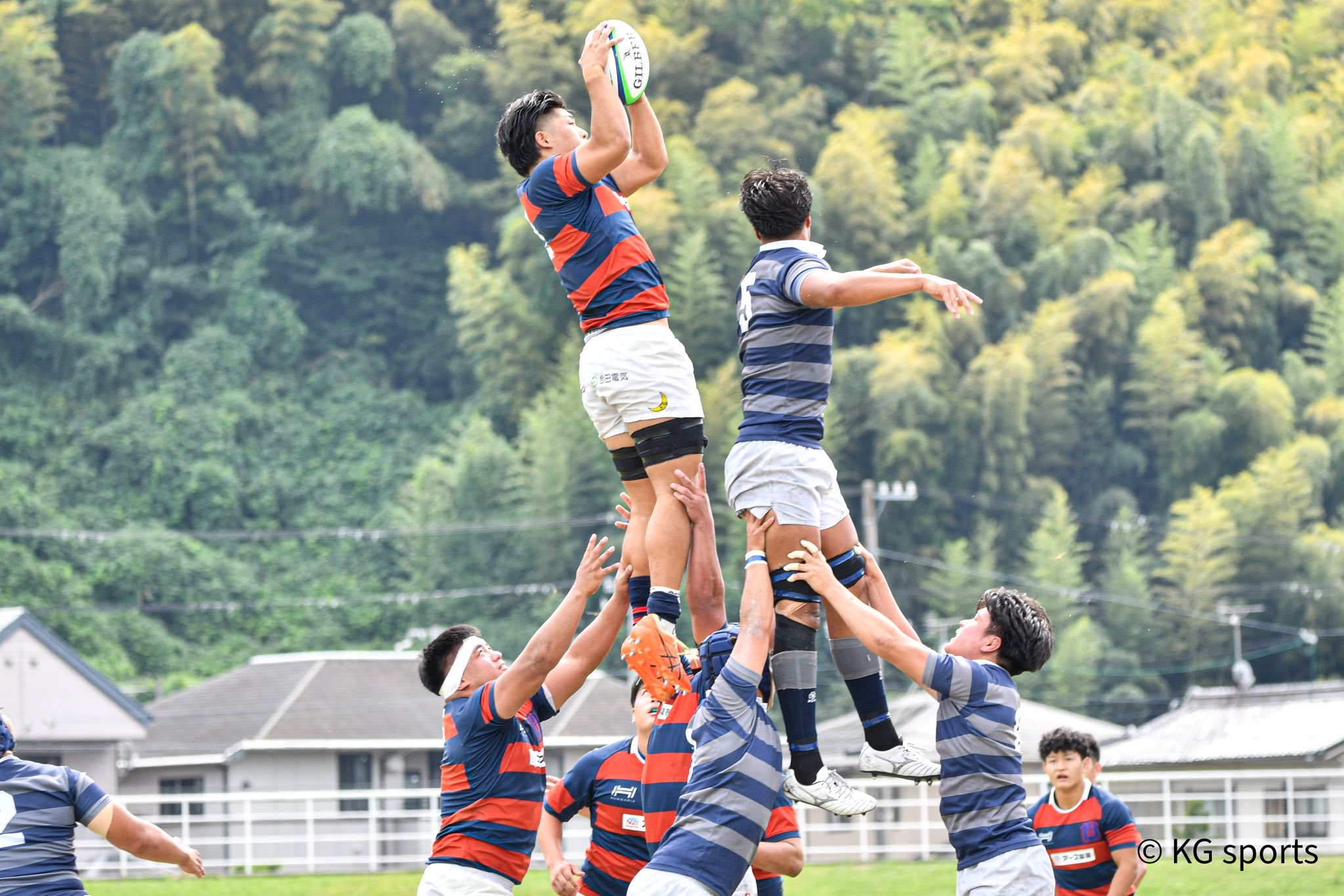 ラグビーセブンスユースジャパン2017Canterbury ネイビー フード付き 昨日は名古屋ラグビースクールの練習にヴェルブリッツより古川満