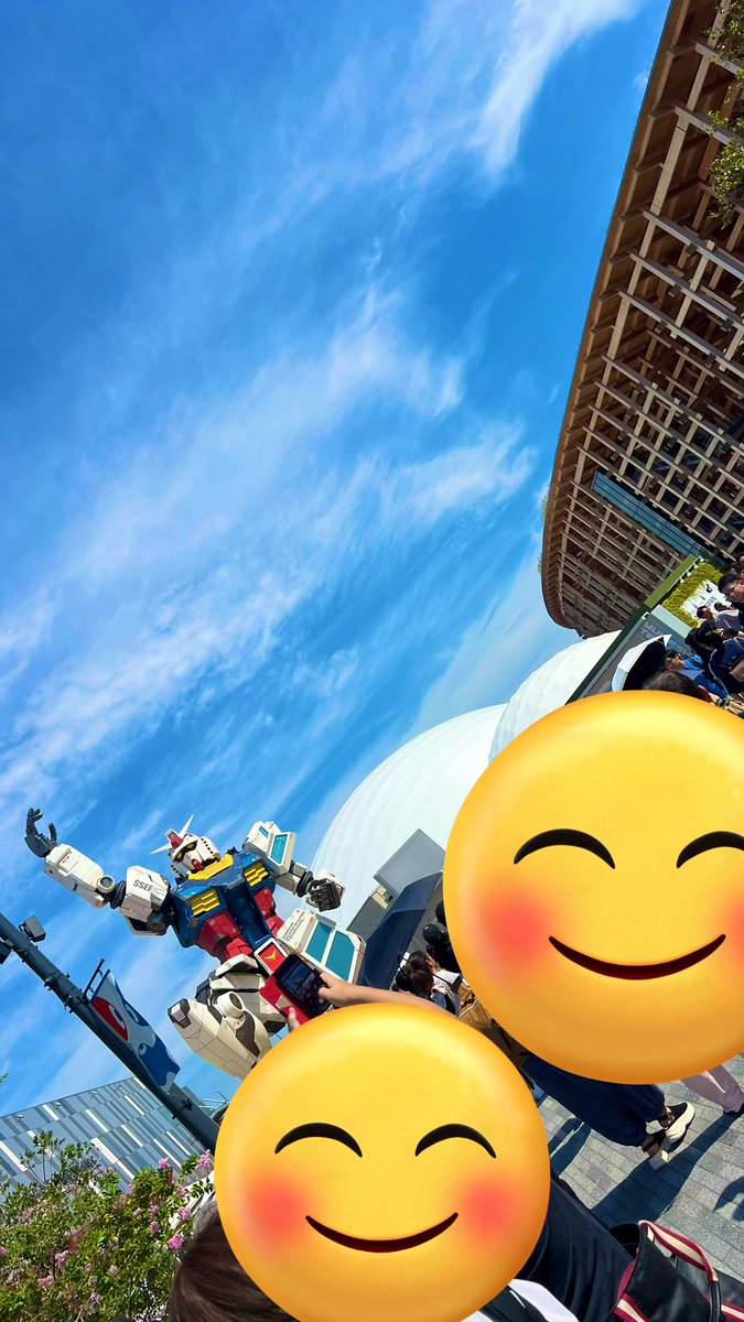 仕事で行ったけど、
万博楽しかった。
ミャクミャクのぬいぐるみ買おうと思ったのに人後多すぎて買えなかった。😓