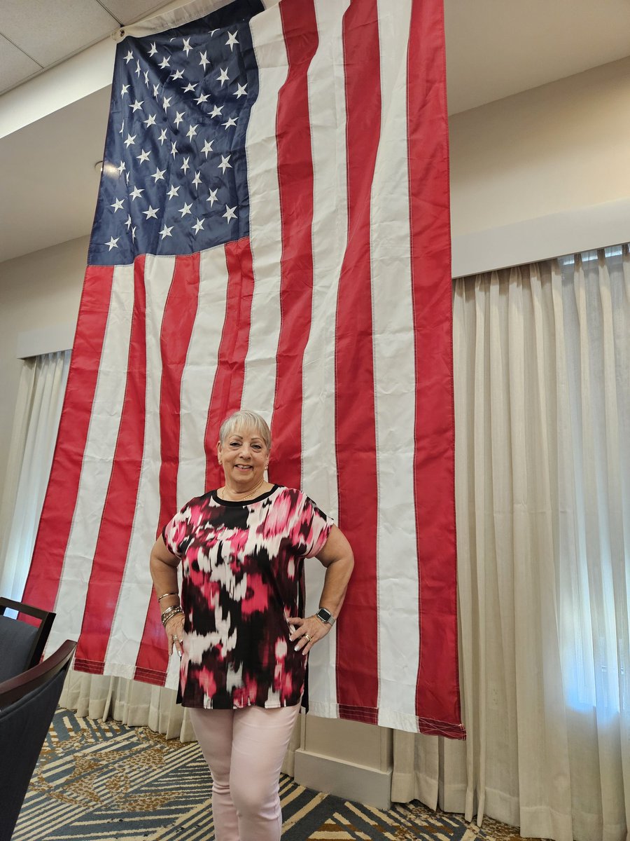 irma_rodri's tweet image. #DesayunoEstadista 
Estamos en un momento histórico, una coyuntura histórica con la presencia militar donde todos los ojos del mundo están puestos en Puerto Rico. Puerto Rico está de pie, luchando por la #Igualdad y vamos a dar la lucha” #ElQueSeCansaPierde