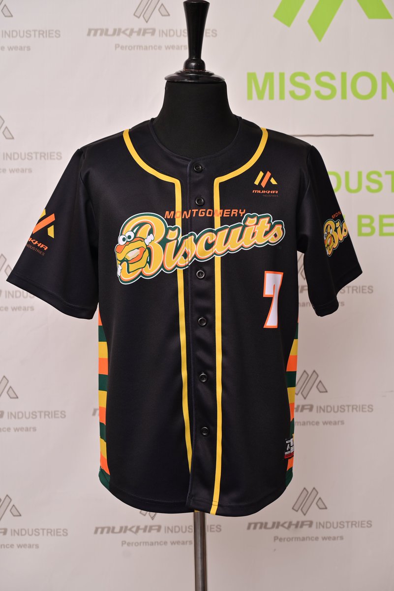 MukhaIndustries's tweet image. ⚾ Style That Scores. Performance That Lasts.
This bold black pinstripe uniform by Mukha Industries is built for players who bring fire to every inning.

📩 DM us 
For Contact :
WhatsApp :+92 333 8606 945
Email: info@mukhaind.com
#MukhaIndustries #BaseballUniformStyle #CustomGame