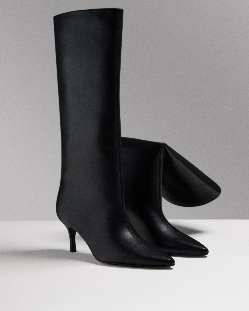 Complete your night-out look with iconic bags and shoes. Discover them all online and in store. #lefties #leftieseverywhereoneveryone