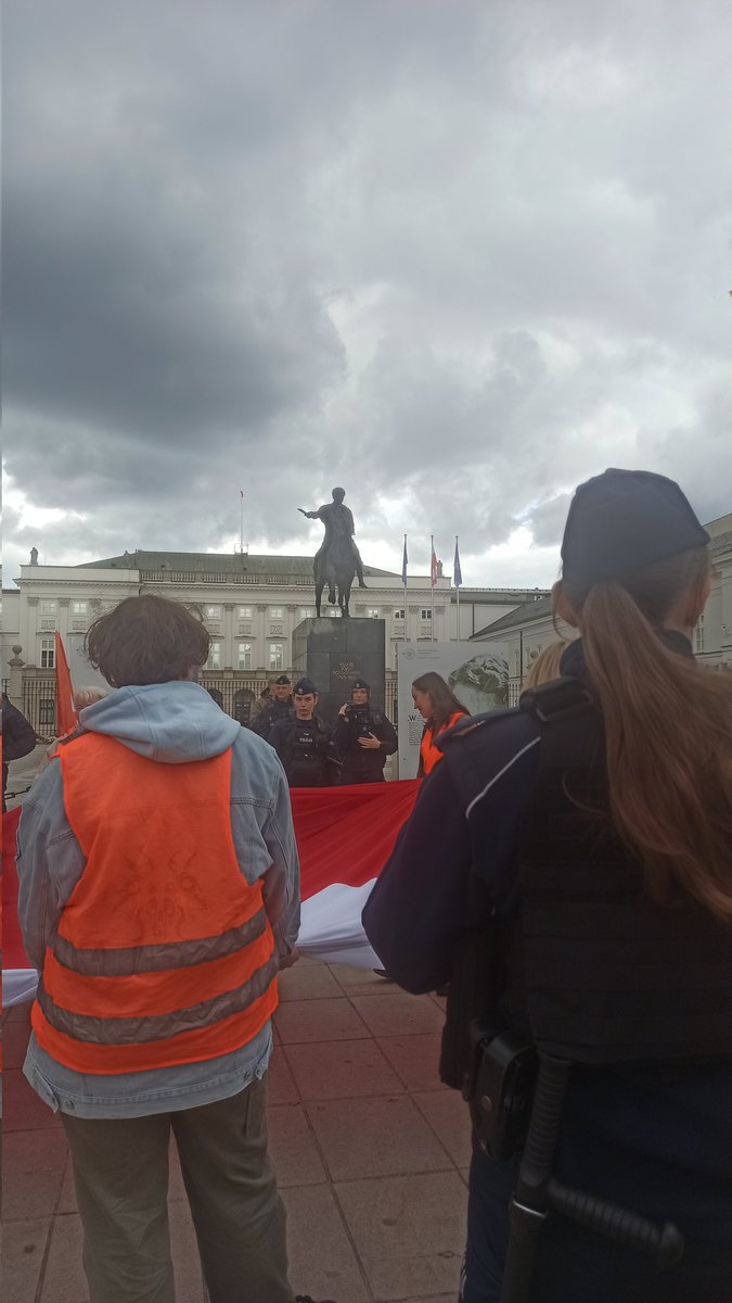 Hołownia zrezygnował z roboty, jesteśmy u prezydenta 🤷