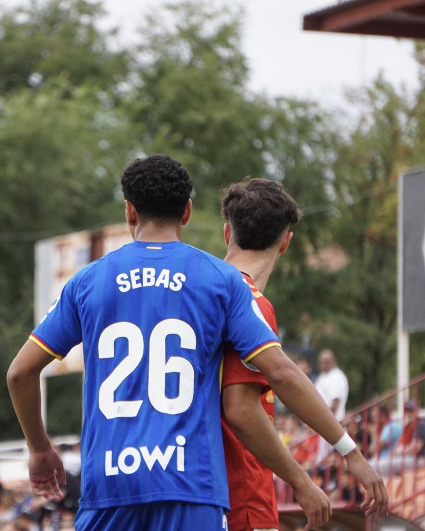 FantasiaAzulona's tweet photo. ⚖️ Empate del Getafe B (1-1) ante el Alcalá.

💥 Un gol de falta de Rubi, Iguala un marcador que se volvió desfavorable desde los primeros minutos.

💪 Los de Manu del Moral siguen sumando y tienen ya 7 de 12 puntos.

👊 Mismo resultado y dinámica que en el primer equipo. https://t.co/keAYPdDmLb