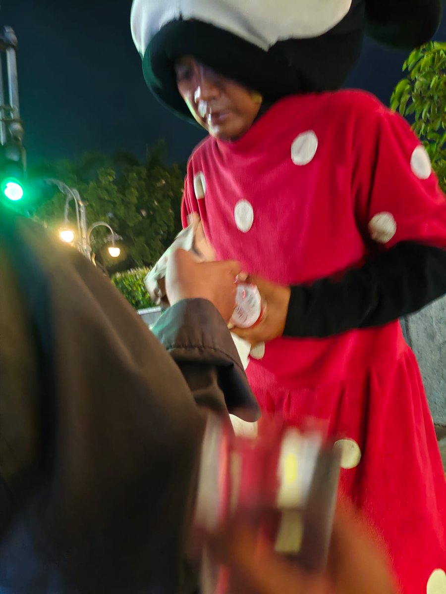 27 sept 2025

78 pax nasi 

Cemilan kue2
Susu kotak 8
Teh botol 8
Tambahan Nasi box 8
 Kita akan kembali remake setiap sabtu jam 20 meeting point di jl Purnawarman no 8 Bandung. 

Hatur nuhun pejuangnasi yang masi bisa berpartisipasi di kegiatan yang lahir tahun 2012.

Haturnuhun