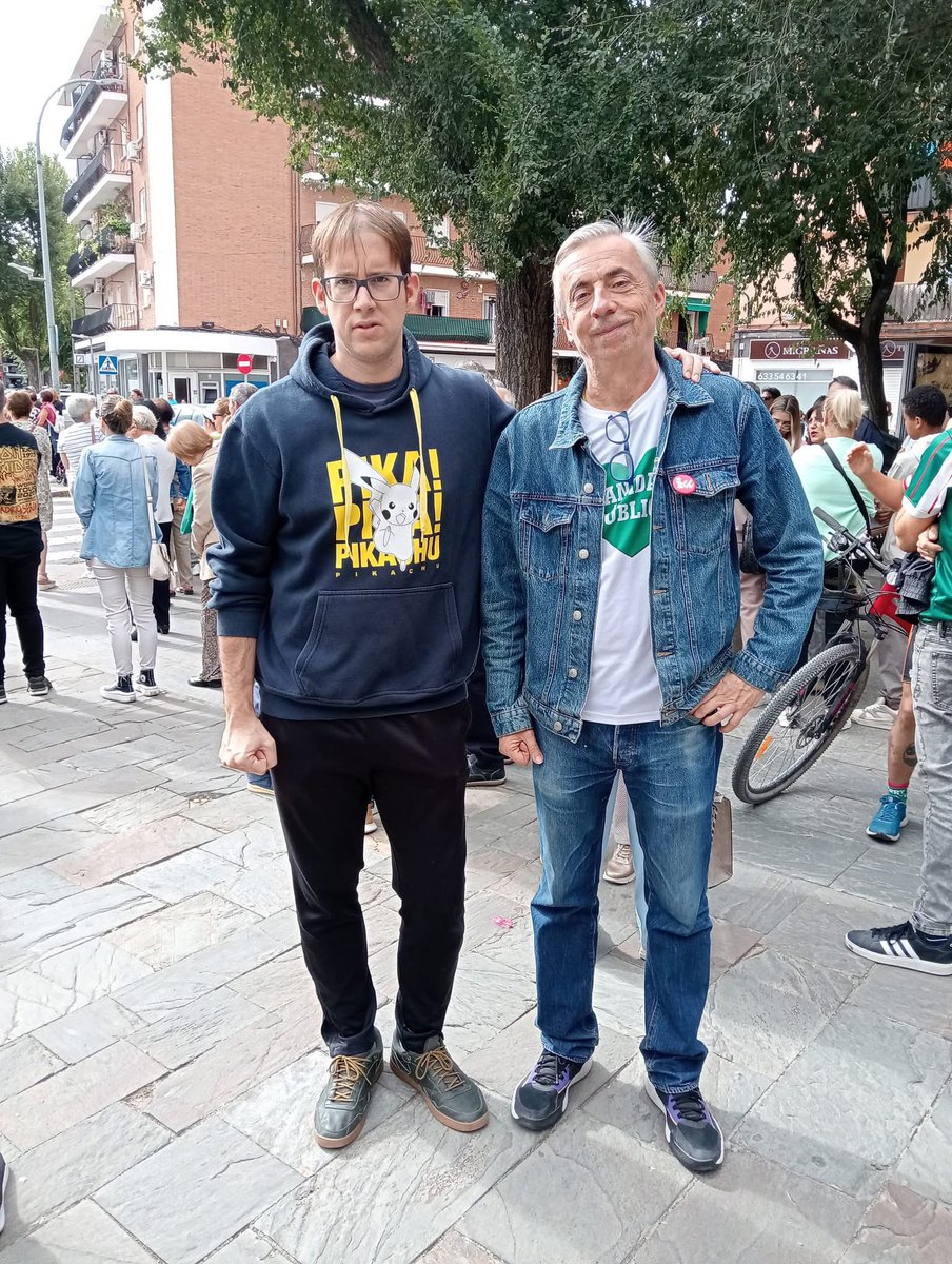 carlosmag66's tweet image. Concentración por la Sanidad Pública en Pinto.