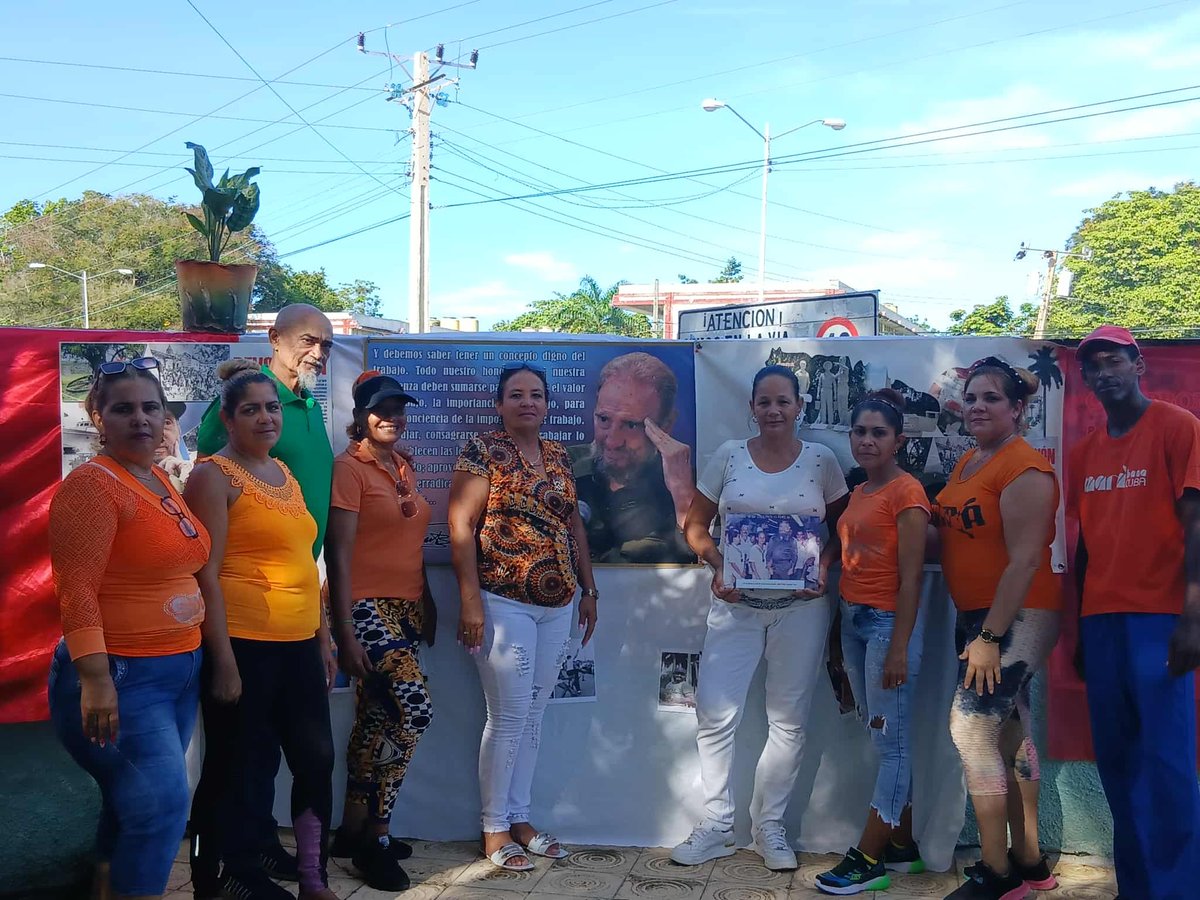 DabralysRamos's tweet photo. Con la presencia de glorias deportivas se crea la Cátedra en saludo al aniversario 100 del natalicio de nuestro invicto Comandante en Jefe.#DeportesBayamo 
#100AñosConFidel https://t.co/N9Bn8pQ7ic