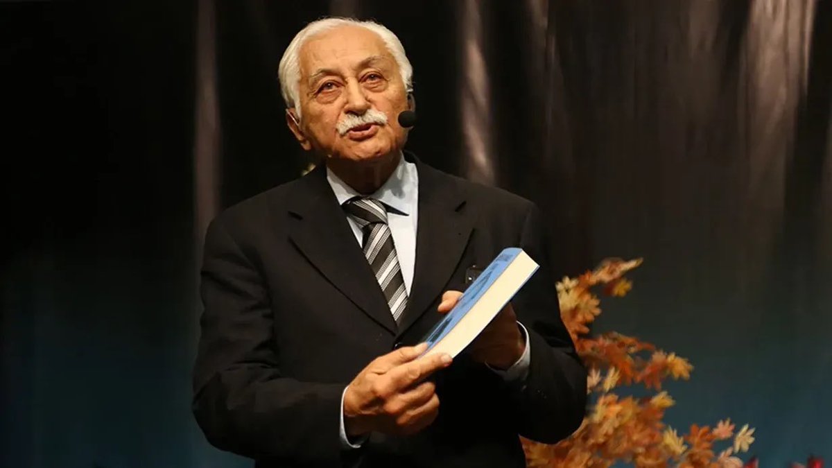 Edebiyat dünyamızın mümtaz değeri, Şair ve Yazar Yavuz Bülent BAKİLER’e Yüce Allah’tan rahmet; sevenlerine ve edebiyat camiasına başsağlığı diliyorum.

Kabri nur, mekânı cennet olsun.