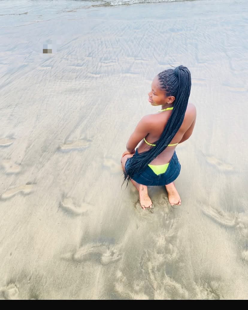 Andile02004's tweet image. #Mzansischool
#MzansiFinests
#Ama2000
#Ama2k
#highschool