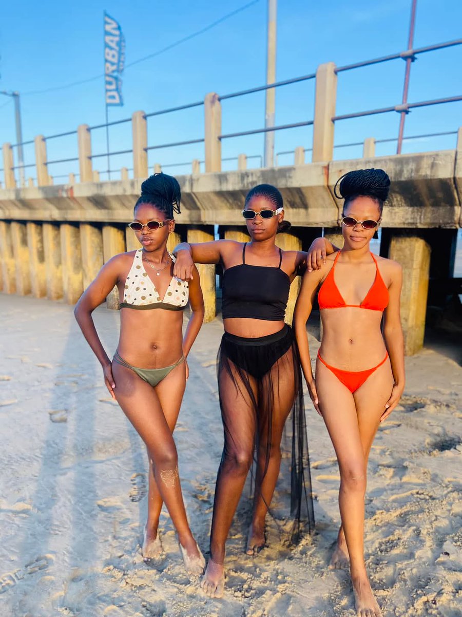 Andile02004's tweet image. #Mzansischool
#MzansiFinests
#Ama2000
#Ama2k
#highschool