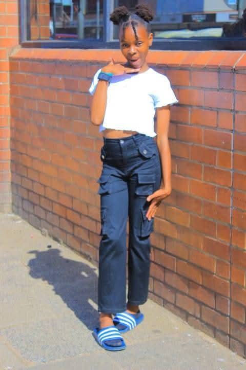 Andile02004's tweet image. #Mzansischool
#MzansiFinests
#Ama2000
#Ama2k
#highschool