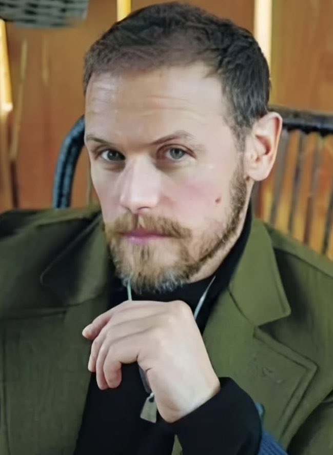 Pam1904_'s tweet image. That look... 🥹🥹🥹❤️
@SamHeughan