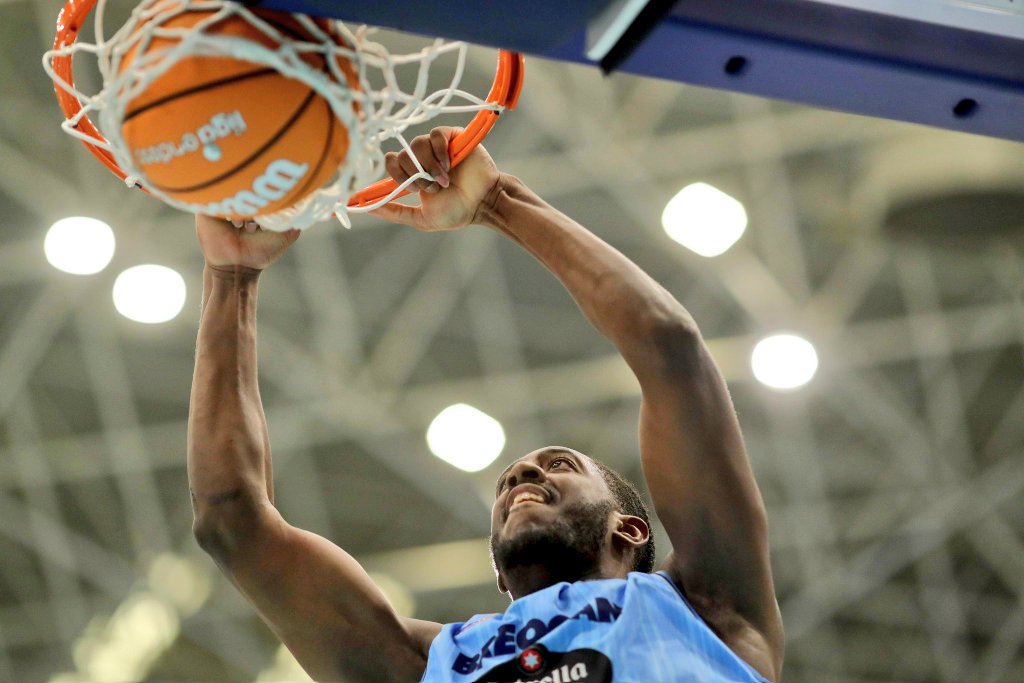 🏆 Campións do <a href="/LBasquet92832/">Lugo É Basquet</a> nesta última proba da #Bretempada!

<a href="/CBBreogan/">Río Breogán</a> 94 - 87 <a href="/SanPabloBurgos/">Recoletas Salud San Pablo Burgos</a>.

🏀 Vémonos no comezo da Liga ACB en Lleida!