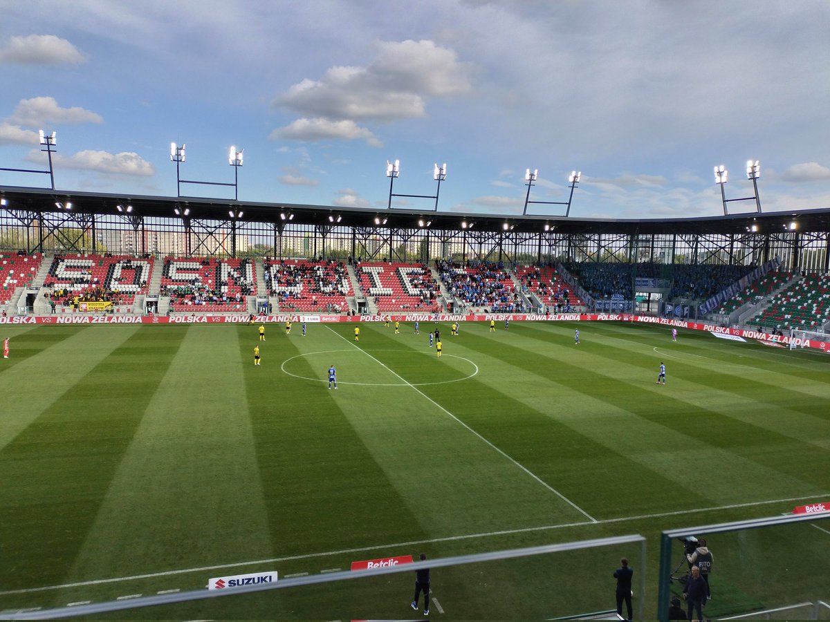 P_Tub's tweet image. Gdzieś zjadło trochę z tego sold outu #Wieczysta #Ruch