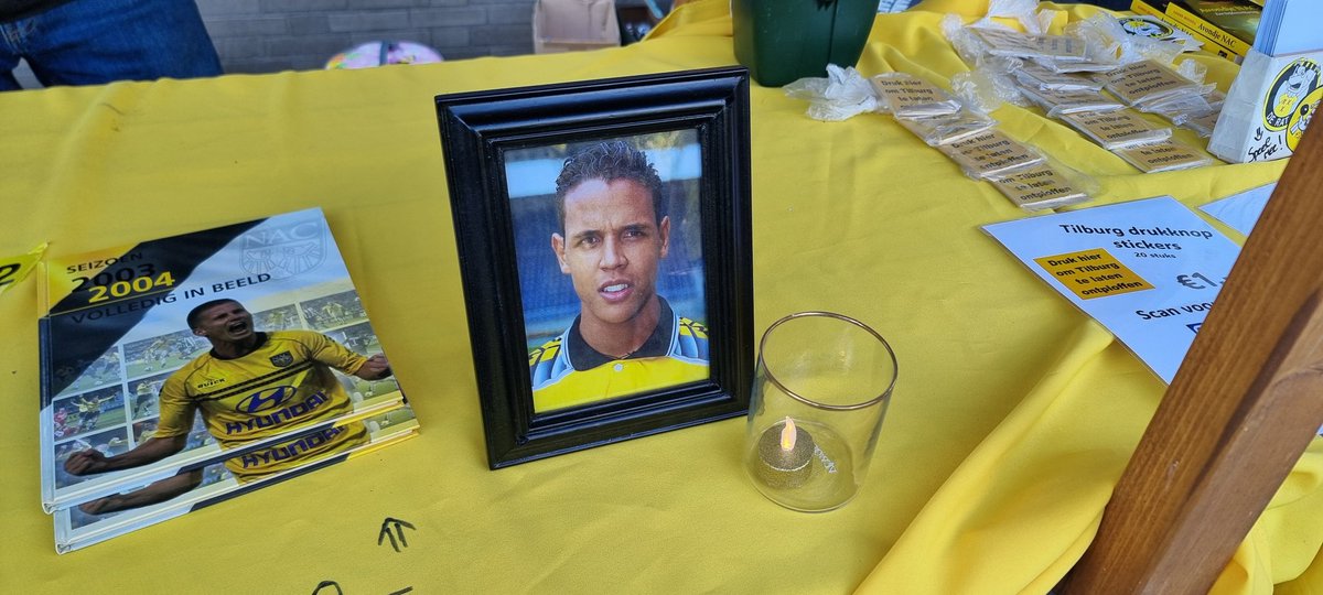 Fanzine De Rat tweet media