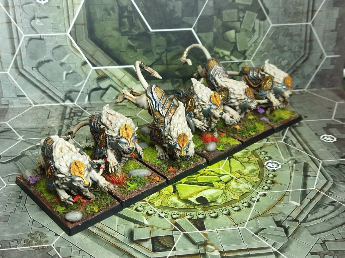 SanKssaForSib's tweet photo. Закончили всю пачку
#WarhammerCommunity
#warhammer
#theoldworld
#highelfrealms https://t.co/Gyu0pkaCDr