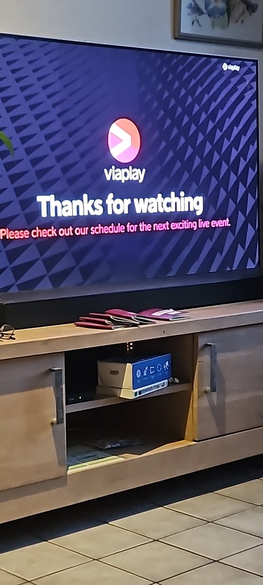 meesafca1971's tweet photo. @viaplaysportnl lekker man. Blessure tijd van een geweldige pot. Wat een amateurs zitten daar toch https://t.co/LaGwhtXlmb