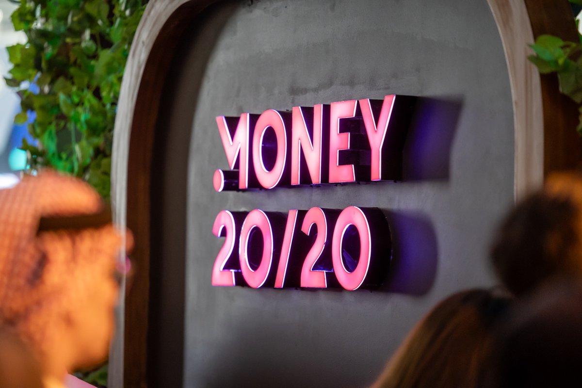 LDUN_SA's tweet image. Wrapped #Money2020MiddleEast on a high note!
Grateful for the conversations, connections — and celebrating our seed round with the #Fintech  community. 🚀
The journey continues.

#EmbeddedFinance #B2B #WorkingCapital #Networking #FSDP
@FintechSaudi