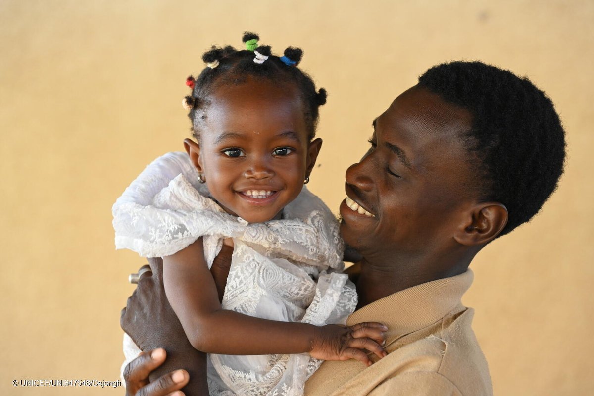 D’ici 2030, #FirstFoodsAfrica :
 Sortira 18M d’enfants de la pauvreté alimentaire
Touchera 122M d’enfants dans 14 pays