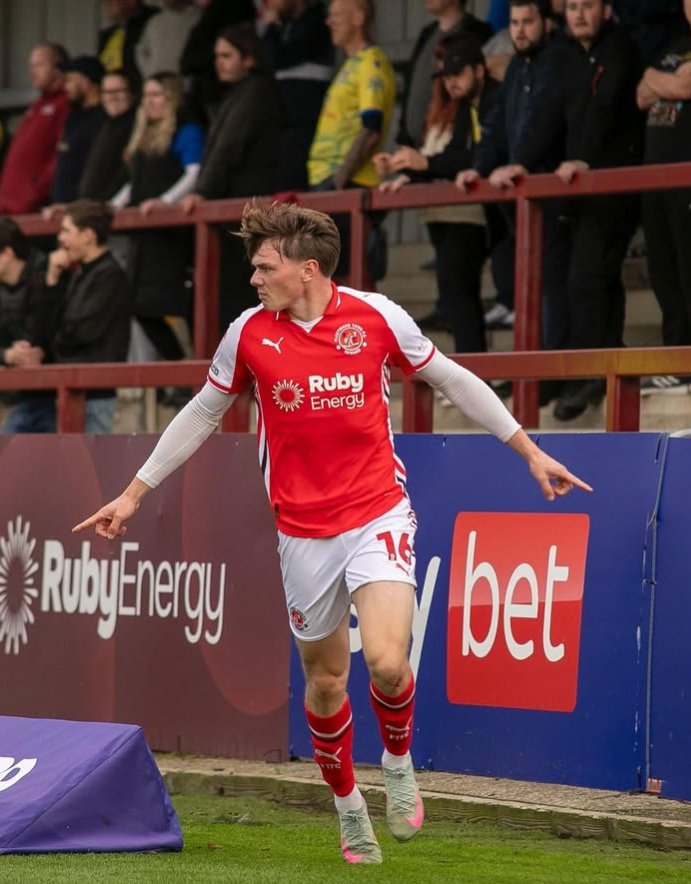 Massive 3 points yesterday, buzzing to get my first league goal. <a href="/ftfc/">Fleetwood Town Football Club</a>  ❤️🤍