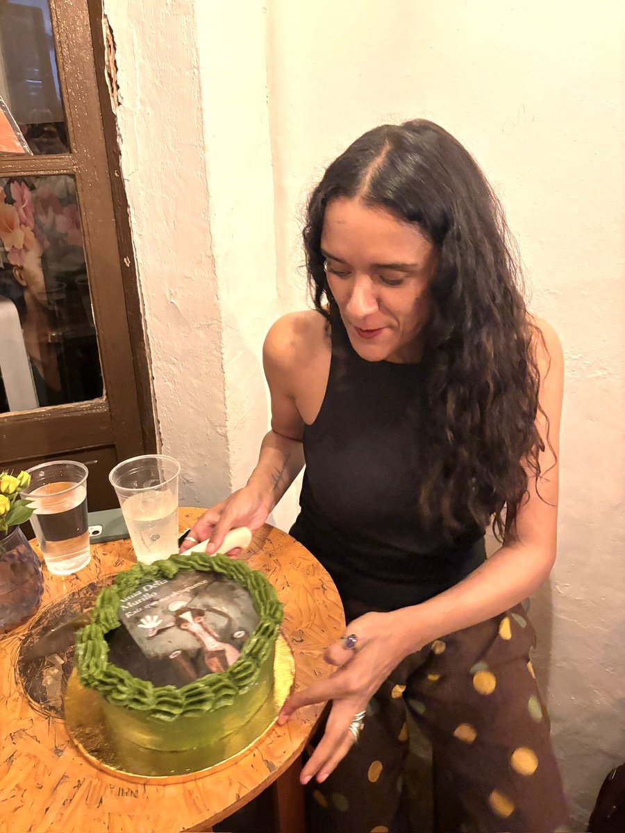 AlmaDeliaMC tweet media