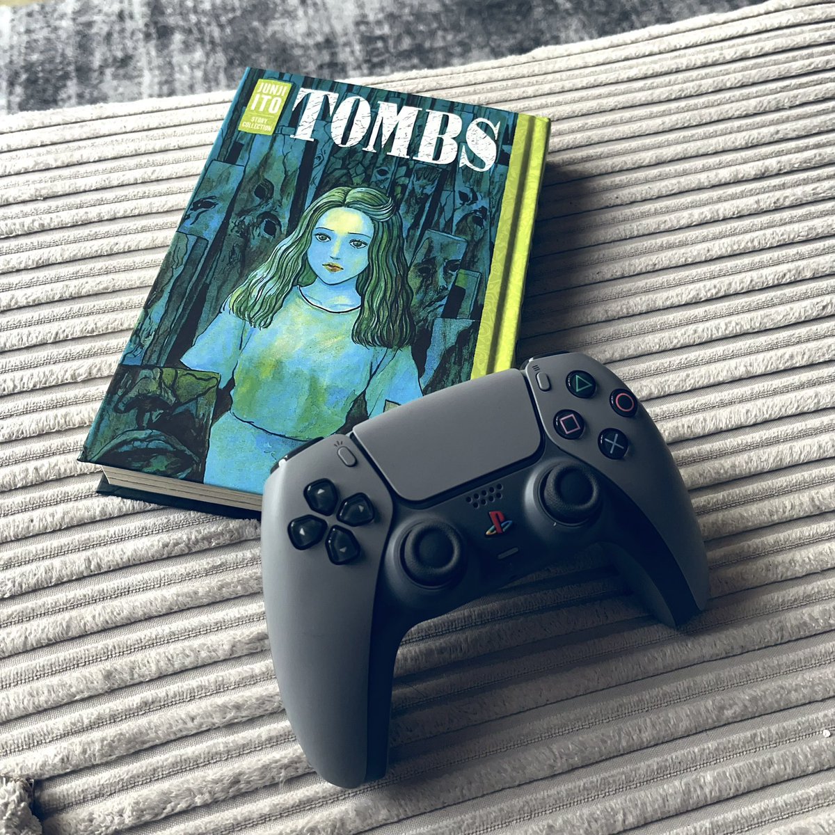 It’s a manga and gaming kind of night.
#vibes