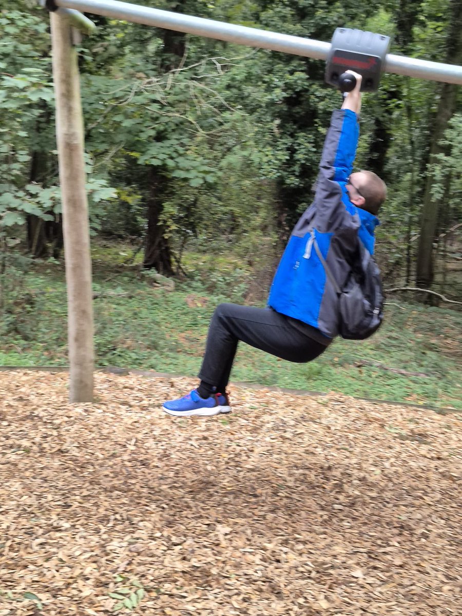 CascadeCharlton's tweet image. Group ramble this afternoon #groupactivity #enablenotlabel #autismawareness