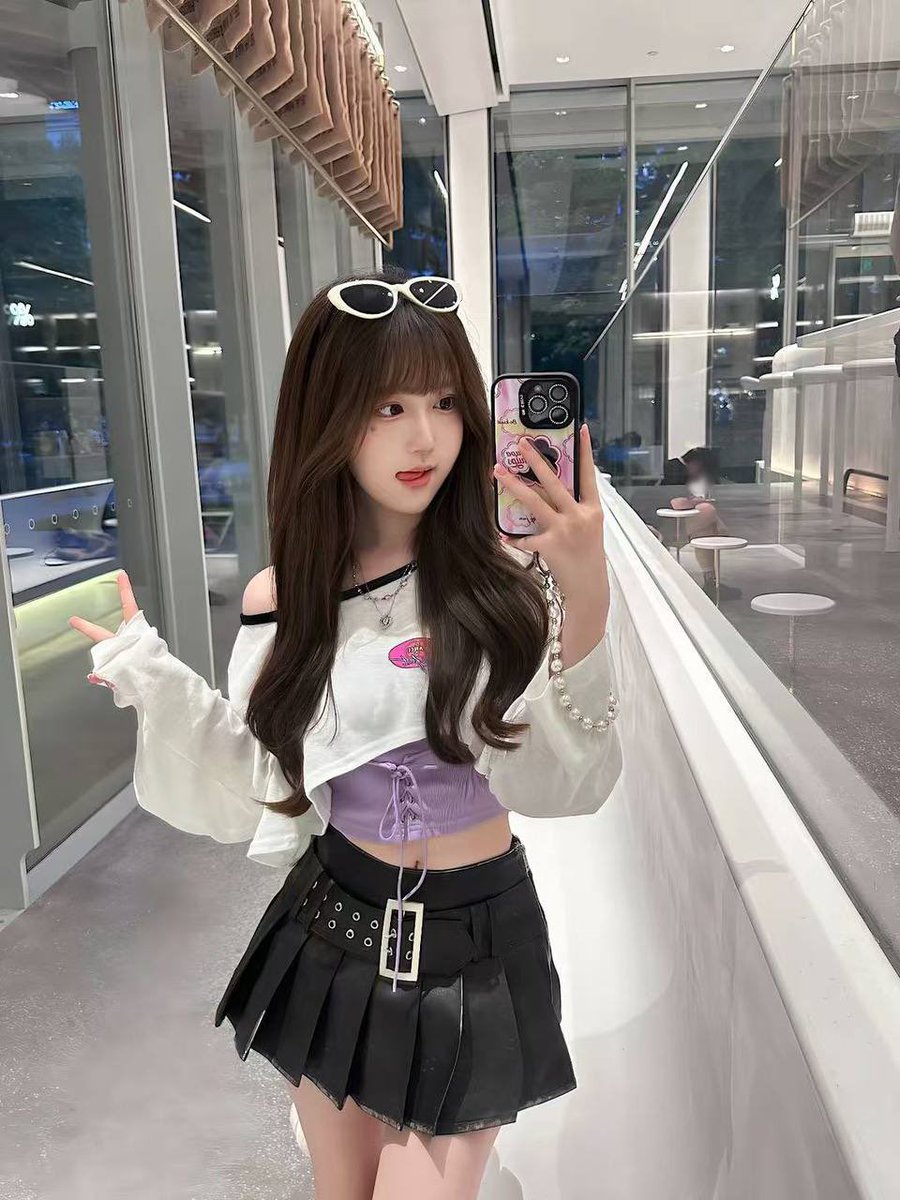 黄推福利内容 - 灵灵全球cos外围经济(全国独家资源)的精彩图片 福利姬灵灵全球cos外围经济(全国独家资源)分享的黄推图片2 - 网红私拍内容