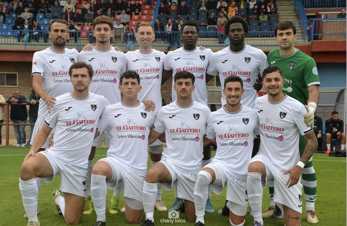 CDLealtad's tweet photo. Finalizamos el partido de hoy contra el @realavilaoficial con el marcador a su favor con un 1️⃣-0️⃣
Continuaremos trabajando para seguir mejorando y dar lo mejor de todo el equipo ⚪️⚫️
#OrgulloLeal #CDLealtad https://t.co/H3G5lt7C0W