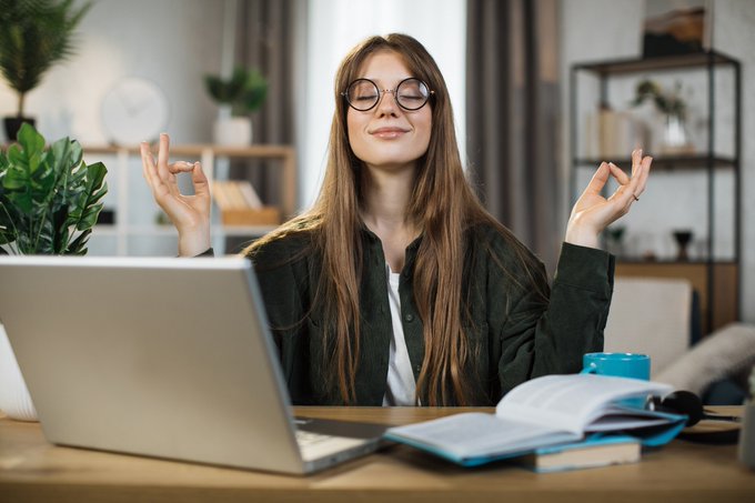 كيف نستغل موسم عودة المدارس في رحلتنا لتطوير الذات؟ #العودةللمدارس 