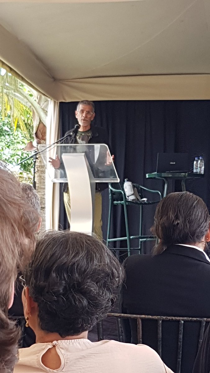 <a href="/Explora_ABD/">AlbertoBlancoDávila</a> <a href="/davidascanio/">David Ascanio</a> Alejandro Luy de Fund. <a href="/TierraVivaVzla/">Fundación Tierra Viva</a>, nos habla de Norbert y sus valiosos proyectos: recuperación de la Cuenca de Canoabo y las conexiones con la comunidad. Norbert un gran maestro para los jovenes, asistentes a Casa Maria, participantes de avistamiento de pájaros y fauna

Hilo