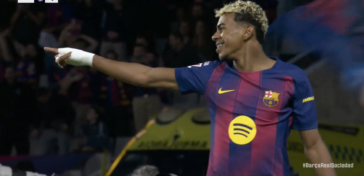 📸 - THIS IS THE BEST PLAYER IN THE WORLD RIGHT HERE!

LAMINE YAMAL! 🔥🔥🔥🔥🔥🔥🔥🔥🔥🔥