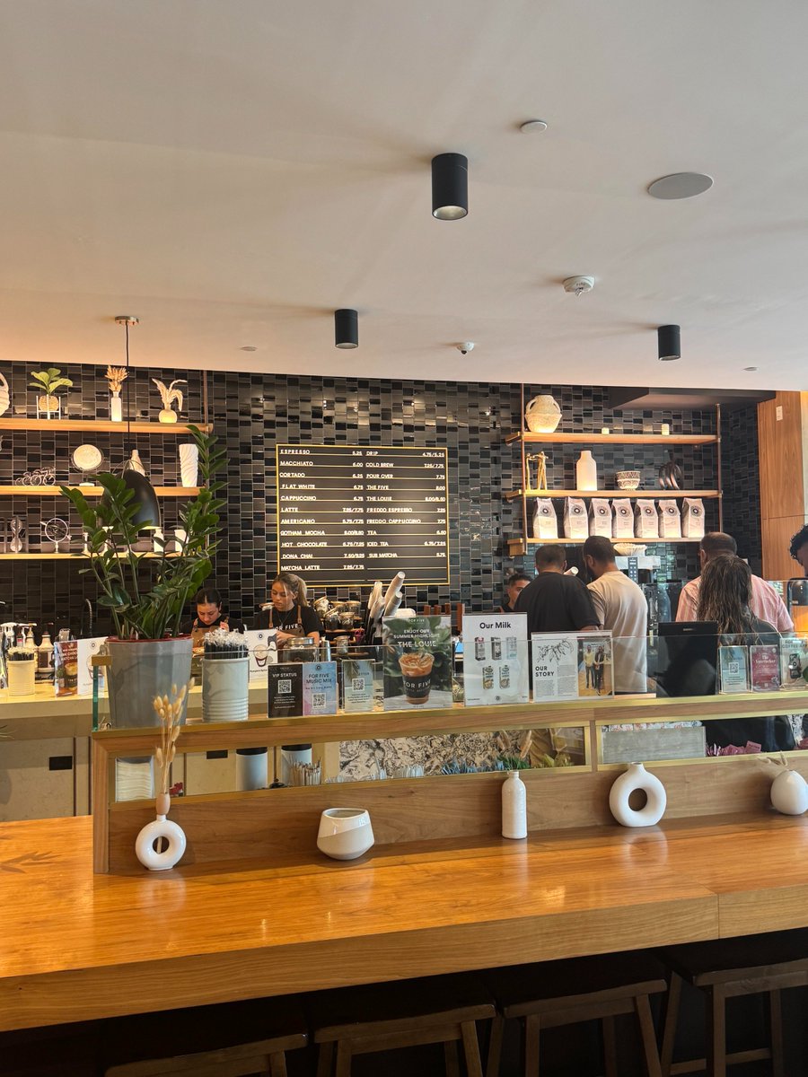 Lina Sibel tweet media