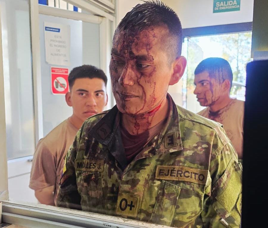 Total respaldo a nuestras fuerzas armadas.