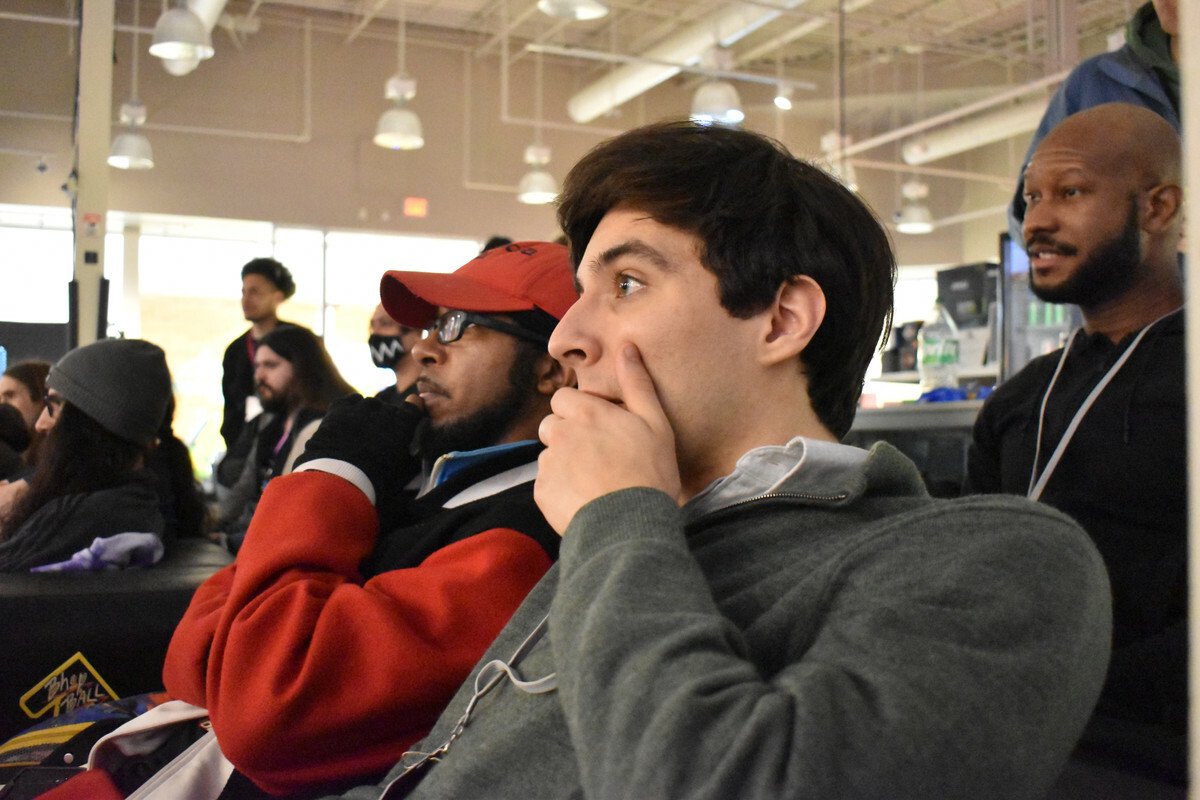 COMMENTARY APPLICATIONS FOR DASH DANCE SOON! 🎙️

Looking to hop on the mic at Chicago's next major tournament series? Fear not, as applications are STILL open and close in TWO DAYS.

Contact <a href="/KevinwithaK_/">KevinwithaK</a> if you have any questions!