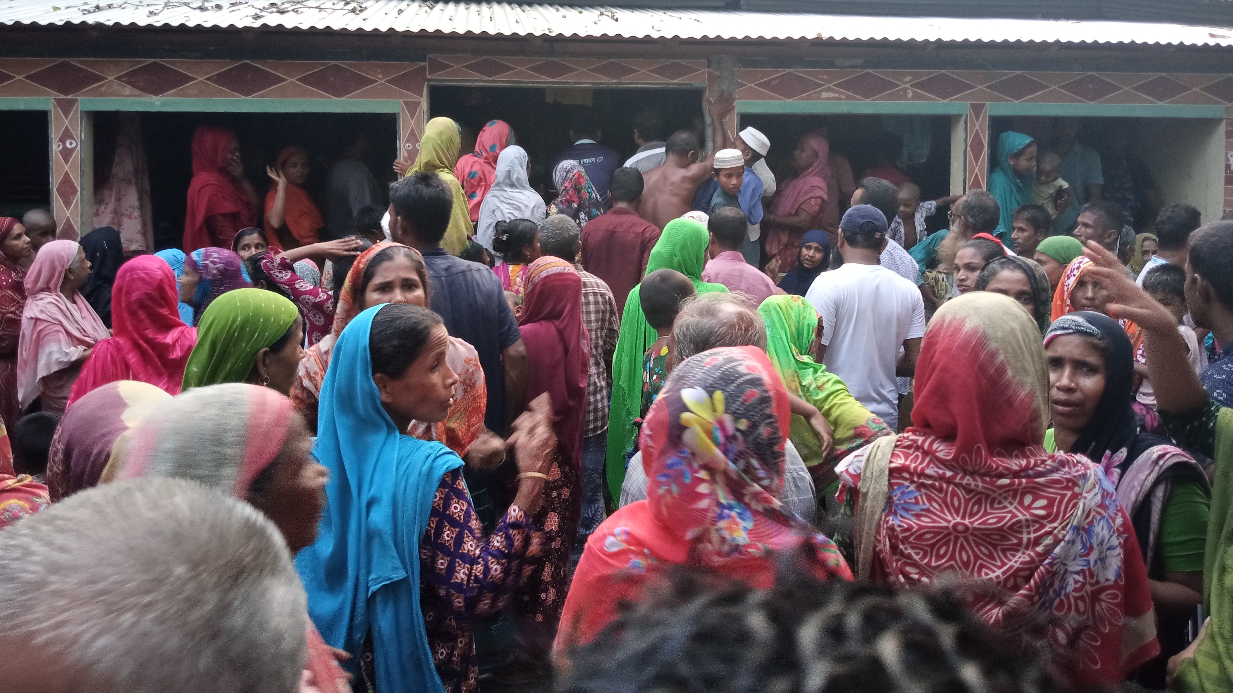 সরিষাবাড়ীতে বিদ্যুৎস্পৃষ্টে ইলেকট্রিশিয়ানের মর্মান্তিক মৃত্যু