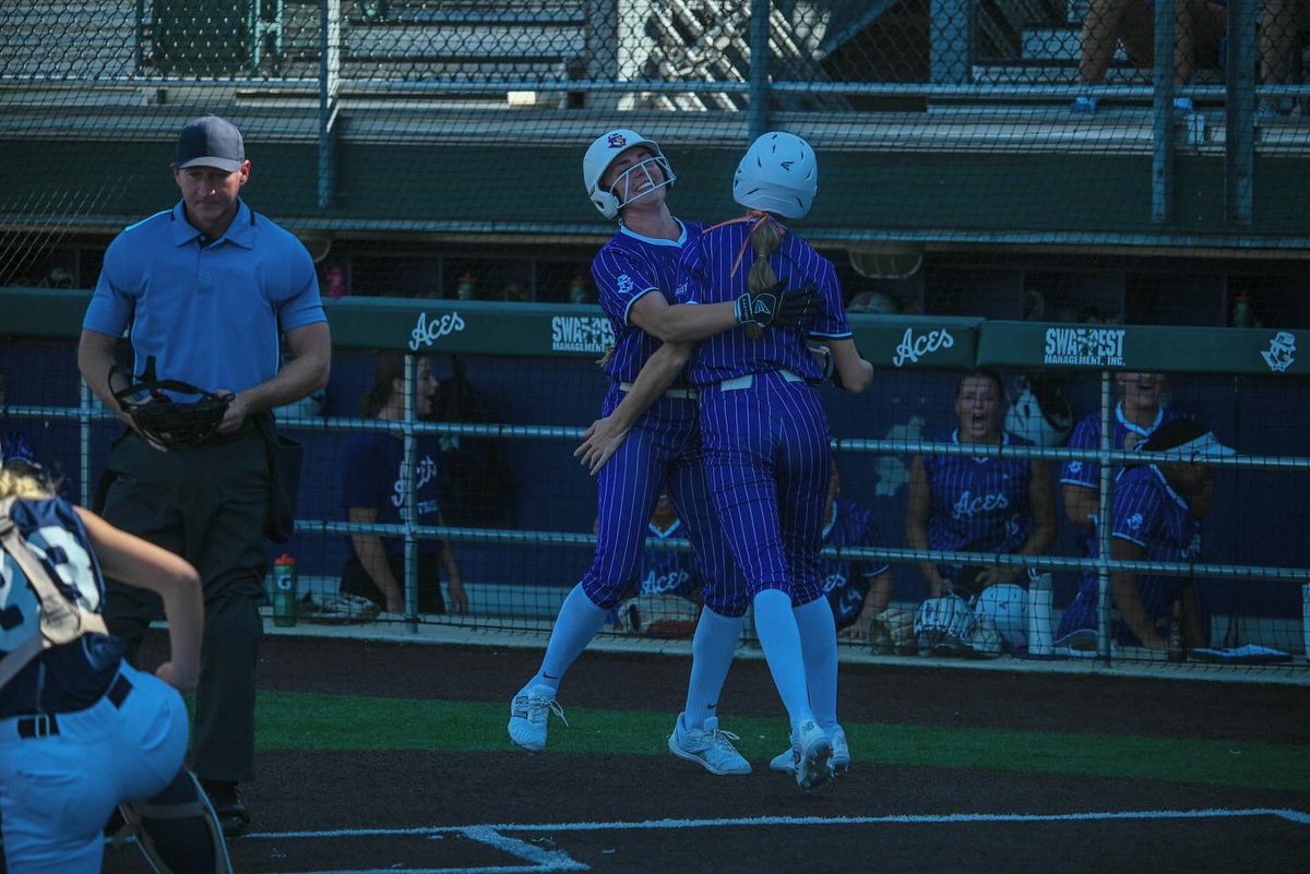 UEAthletics_SB's tweet photo. Nothing better than an Aces gameday! Happy to be back for fall ball this past weekend!💜🥎 #AceUp https://t.co/QSbi7SNXw9
