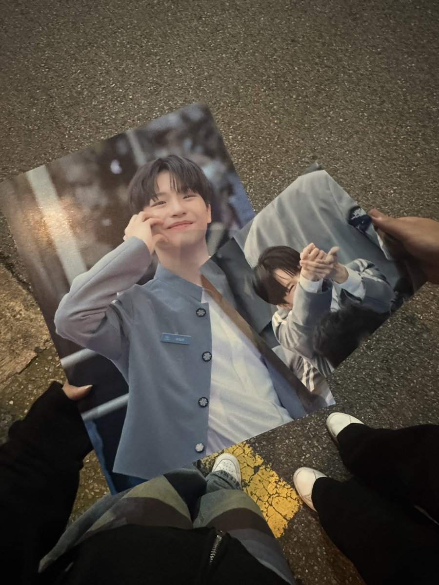 dubu_0x1's tweet photo. ์ค๋๋ ๋ค๋
์์ต๋๋ค~โ๐ป์์ ์นญ์ ์์์นดํ ์ด์ด์ฃผ์
์ ๊ฐ์ฌํด์
#LaundryDayWithYu #๋ฝ์ก๋ฝ์ก์นญ์๋ฐ๋๋ฆฌ๋ฐ์ด https://t.co/2IUjqfamQu