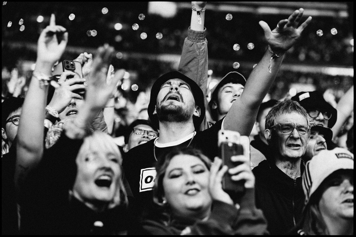 oasis's tweet photo. https://t.co/NKd68Bsc7S