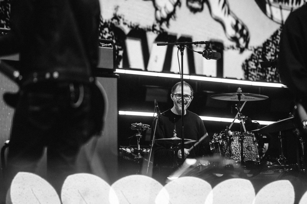 Oasis (@oasis) on Twitter photo 