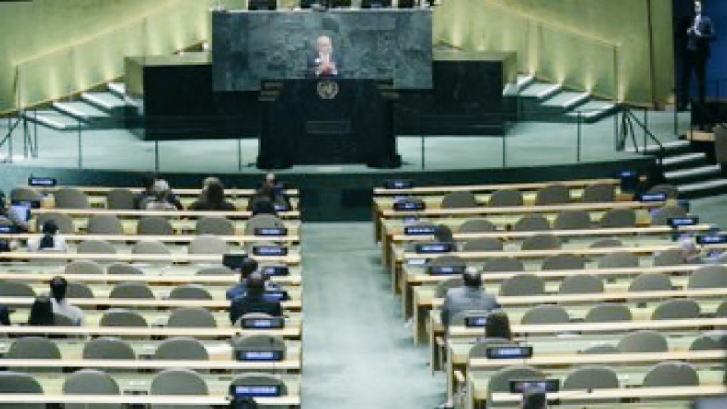 VrijeVolger's tweet photo. Vandaag de dag is het zionistische regime het meest geïsoleerde en gehate land ter wereld. Nooit eerder is deze isolatie en haat zo groot geweest als nu. Het massale weglopen van landen tijdens de laatste toespraak van Netanyahu bij de VN is daar slechts een voorbeeld van. https://t.co/gDD3PWzCv2