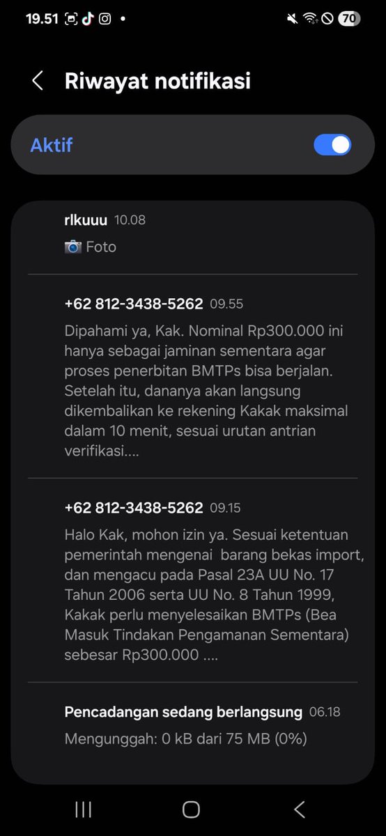 ddnsunn's tweet photo. ‼️ SPILL SCAMMER SENDAL CROCS UNDER RETAIL ‼️
disclaimer : ini kejadian yg dialamin sama temen aku yaa, tolong jangan hujat beliau soalnya emg lagi kena sial aja ini ketemu sm penipu 😩

No wa : +62 812-3438-5262
Instagram : @/soleciety.step

#scam #scammer https://t.co/2A98r8LXwM