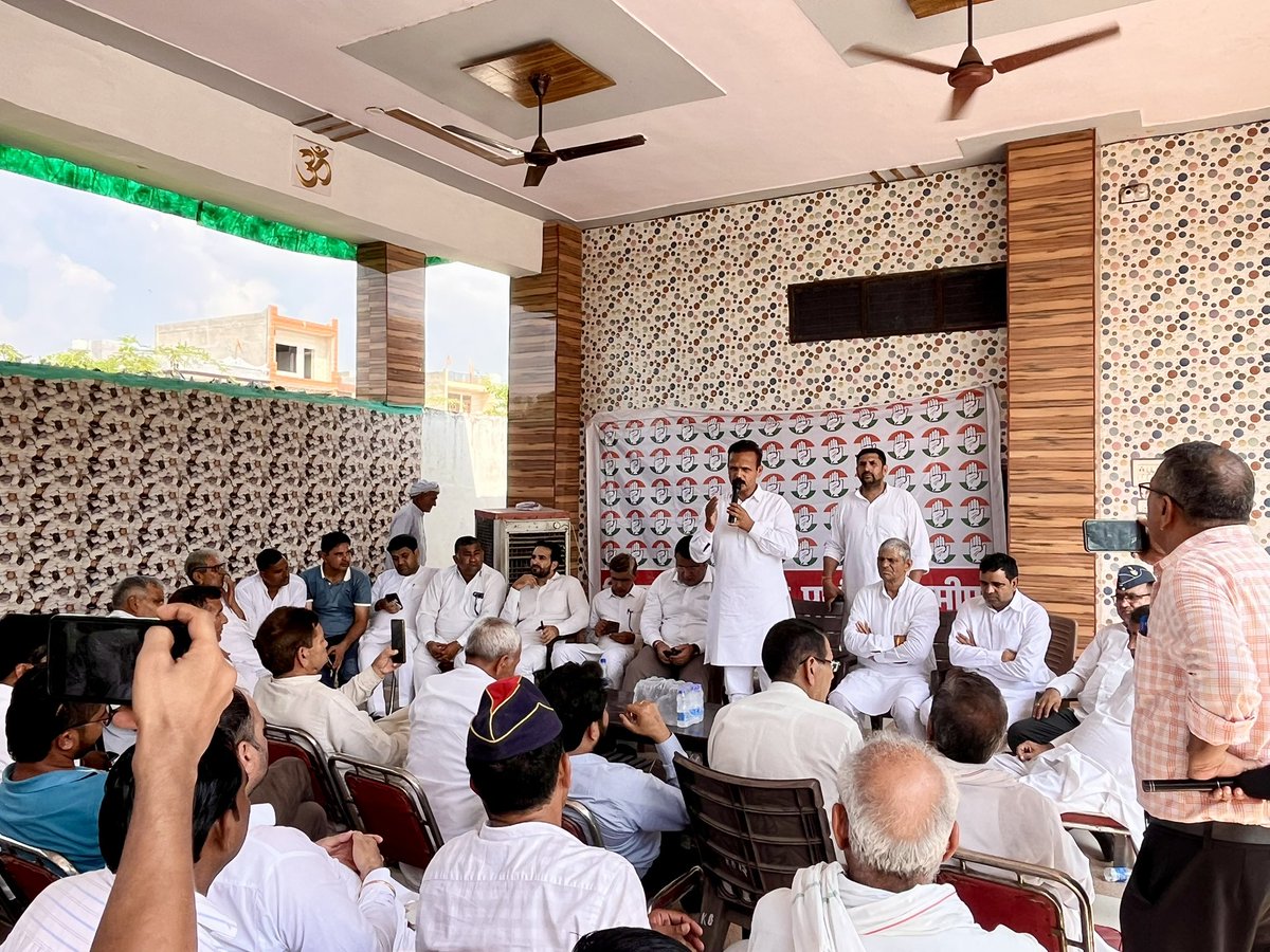 RameshMalik0005's tweet image. आज इसराना ब्लॉक कांग्रेस बैठक में संगठन को मज़बूत बनाने, वोट चोरी के ख़िलाफ़ रणनीति और जमीनी स्तर पर सक्रियता पर चर्चा हुई।
शहीद-ए-आज़म भगत सिंह जी की जयंती पर उन्हें नमन 🙏🇮🇳

#हरघरकांग्रेस #VoteChoriKeKhilaf #hpcc #INC #BhagatSingh #Panipat