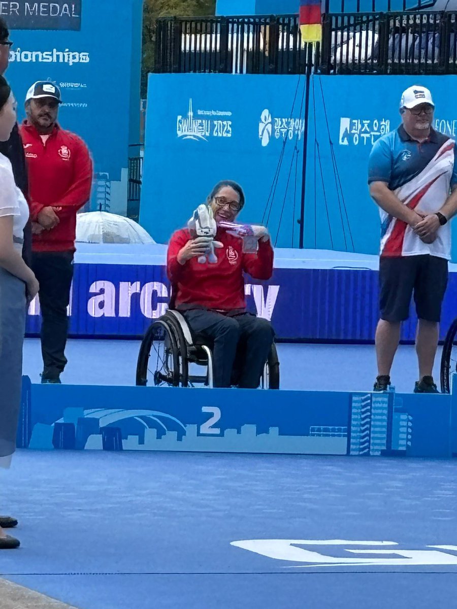 ¡Qué grande y qué ejemplo das, Isabel! <a href="/isabel_fj87/">Isabel Fernández 🏹🥋</a> Subcampeona del mundo de tiro con arco adaptado. Has vuelto a hacer historia, esta vez en Corea del Sur. Esfuerzo, compromiso y dedicación forman parte de tu ADN. ¡Muy orgullosa de ti!