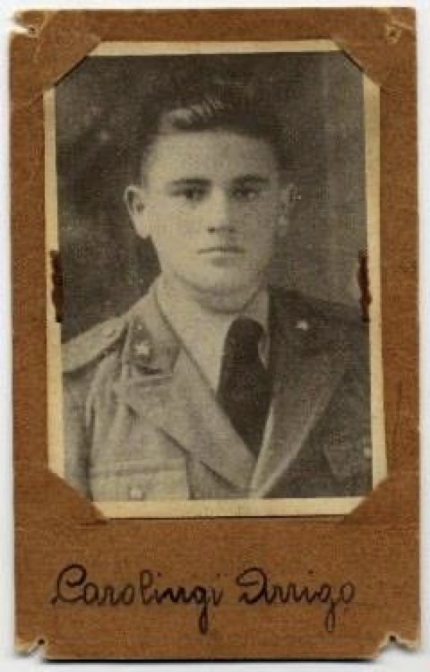 ANPIRomaPosti's tweet photo. #ArrigoCarolingi, contadino, dopo l'#Armistizio, militò nella brigata "Stella Rossa Lupo" e operò sull'Appennino tosco-emiliano. Cadde in combattimento contro i nazifascisti a #Labaro (Castiglione de' Pepoli) il #3ottobre 1944.Aveva 23 anni. https://t.co/IcWfEIHDSg