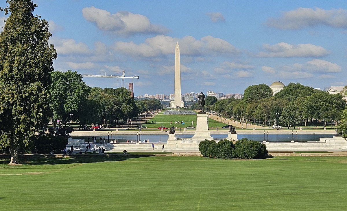 Tom_Cprt's tweet image. 🇺🇸 JE M'INSTALLE AUX ÉTATS-UNIS 🇺🇸

Eh oui après toutes ces années à couvrir la NBA la nuit, c'était la suite logique

Je serai basé à Washington (Bilal &amp;amp; Alex 🫡) mais qques déplacements prévus dans d'autres villes. 18 🇫🇷 en NBA c'était maintenant ou jamais...

RTs appréciés 🙏
