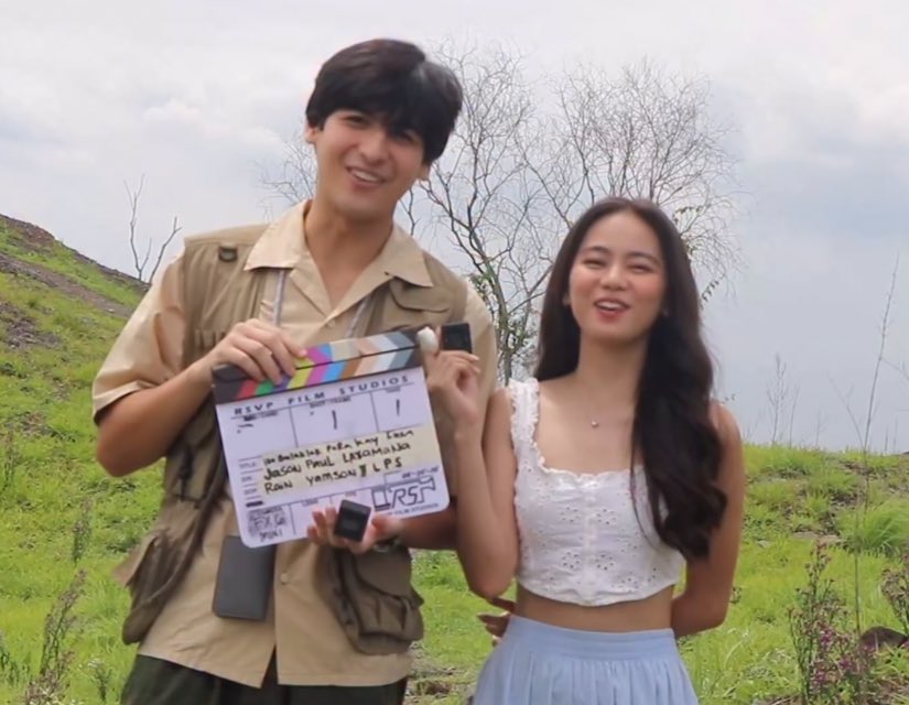 tenlalice's tweet image. i’d be having a hard time letting minamahal ero go.

it is in this era where we got to see ashdres in a whole different light, we saw them grow to the artists who they were meant to be and how they both work like a well-oiled machine. 

we will surely miss you raffy and luna 🌸🌹