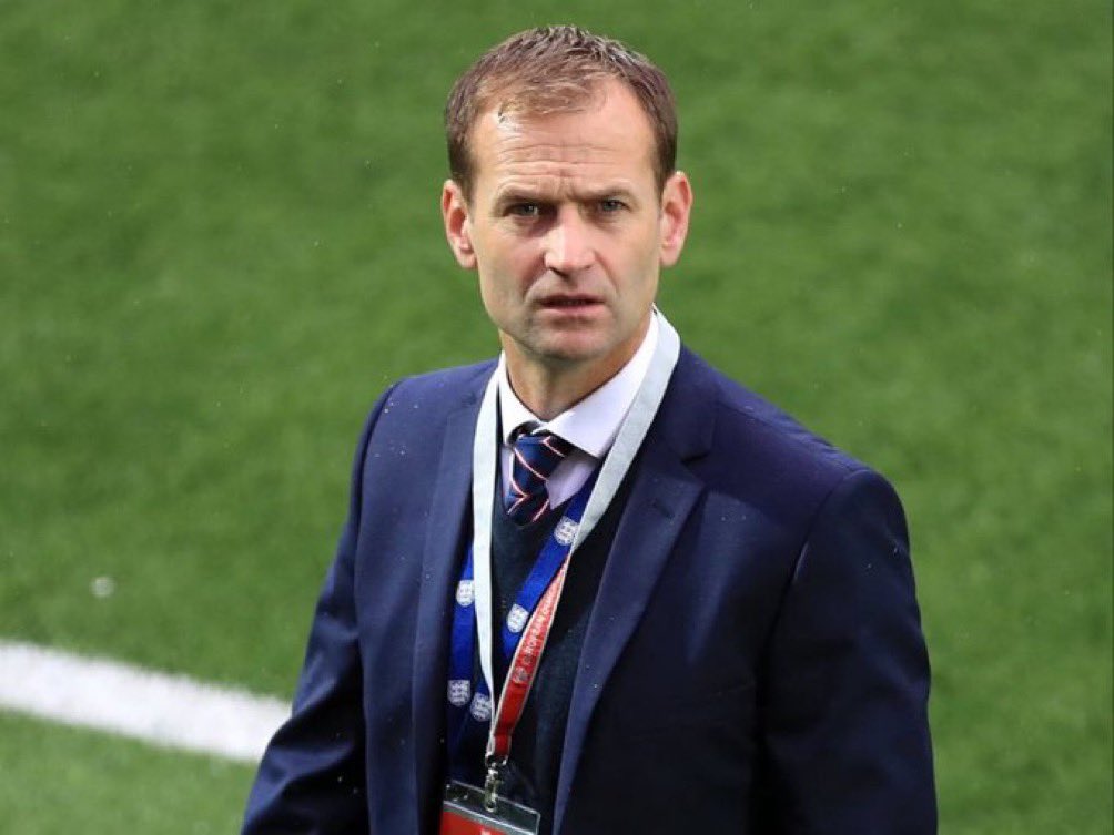 إقالة دان أشوورث ما كانت بس بسبب الصفقات
أحد أهم الأسباب إن دوره كان محدود في تعيين المدرب الجديد
وتم اختيار روبين أموريم لقيادة الفريق 

من هنا بدأت قصة الفشل 

#يونايتد #MUFC #الدوري_الإنجليزي